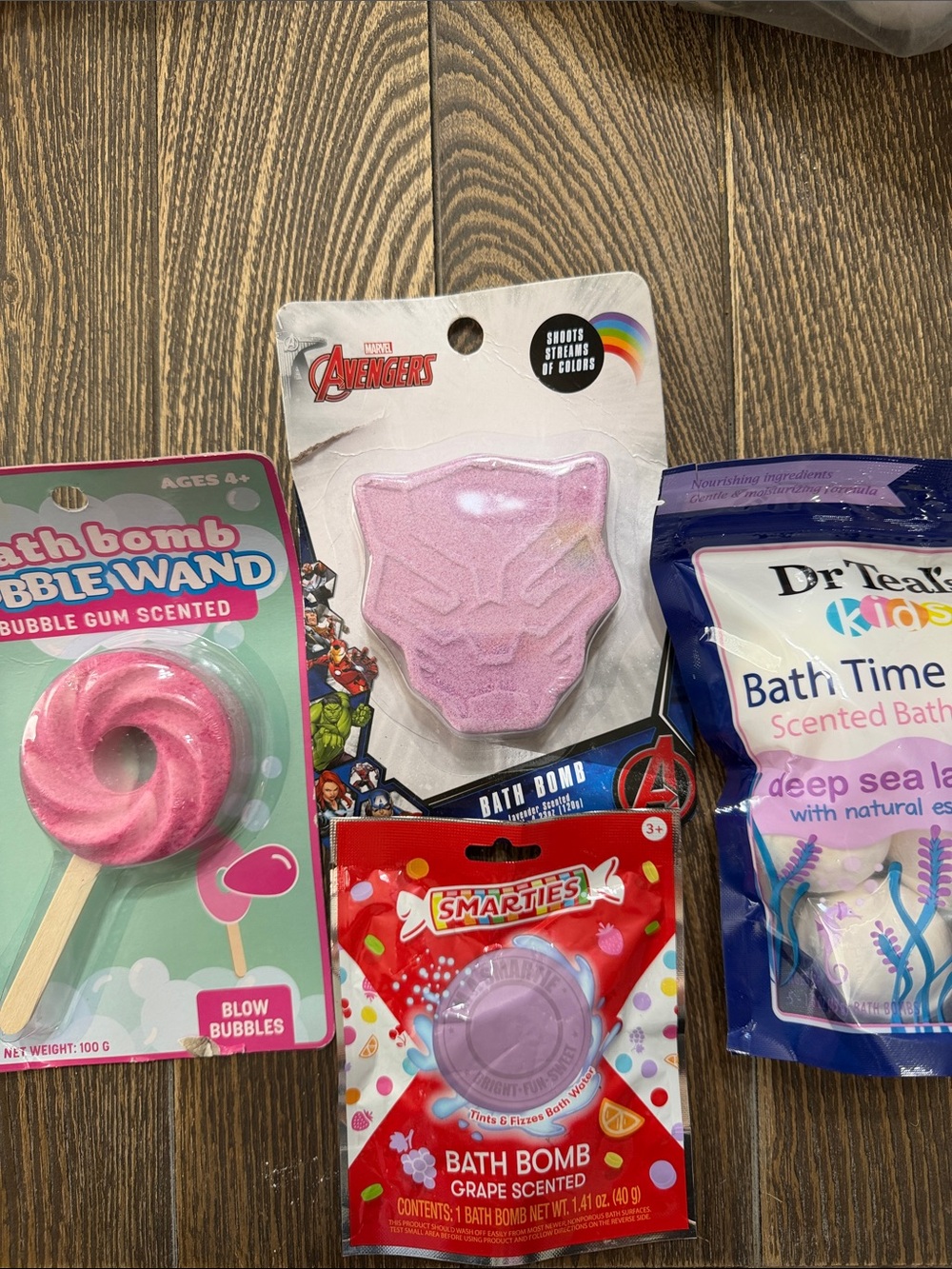 Kids bath bomb set smarties bubble wand avengers deep sea lavender